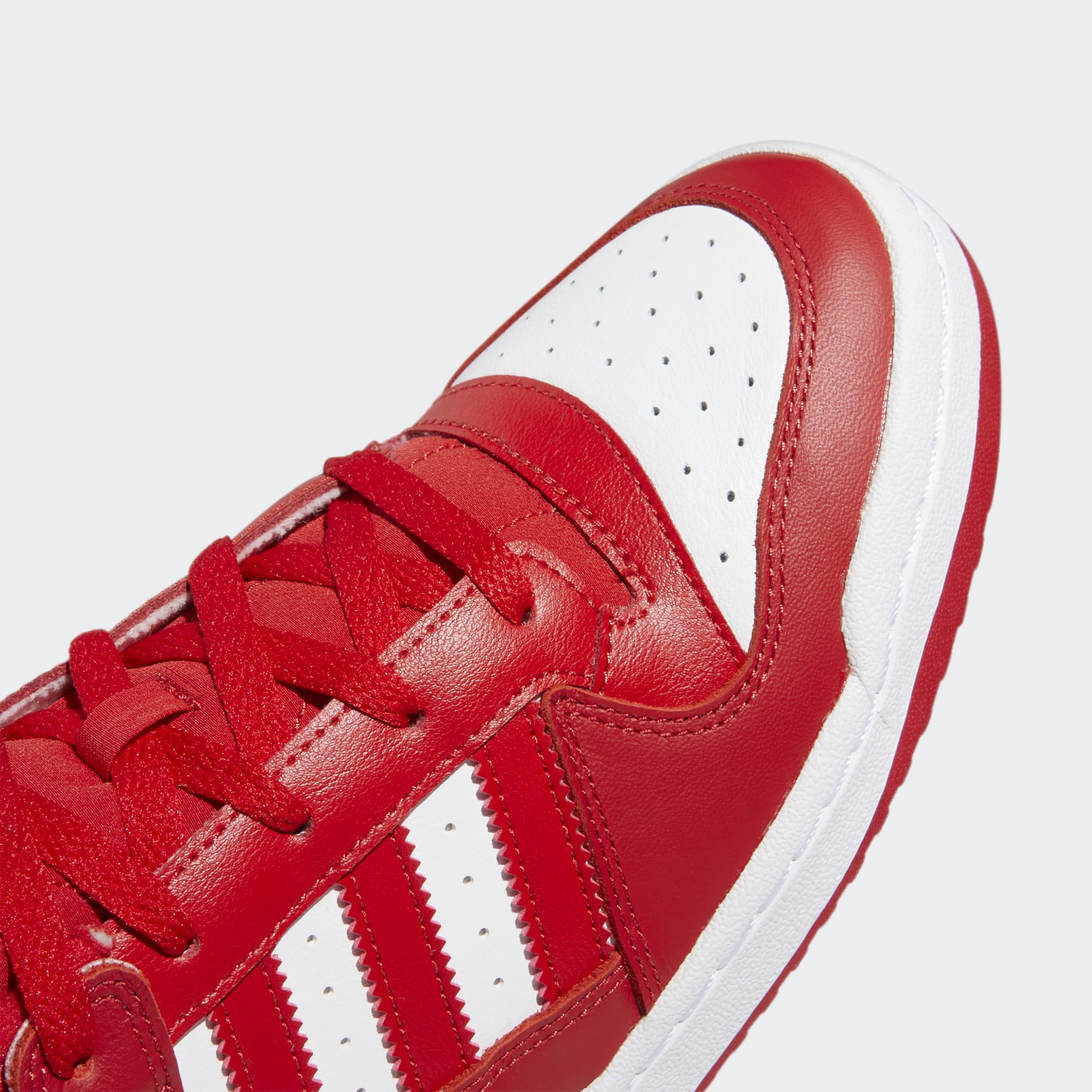 adidas-forum-low-shoes-HQ1495