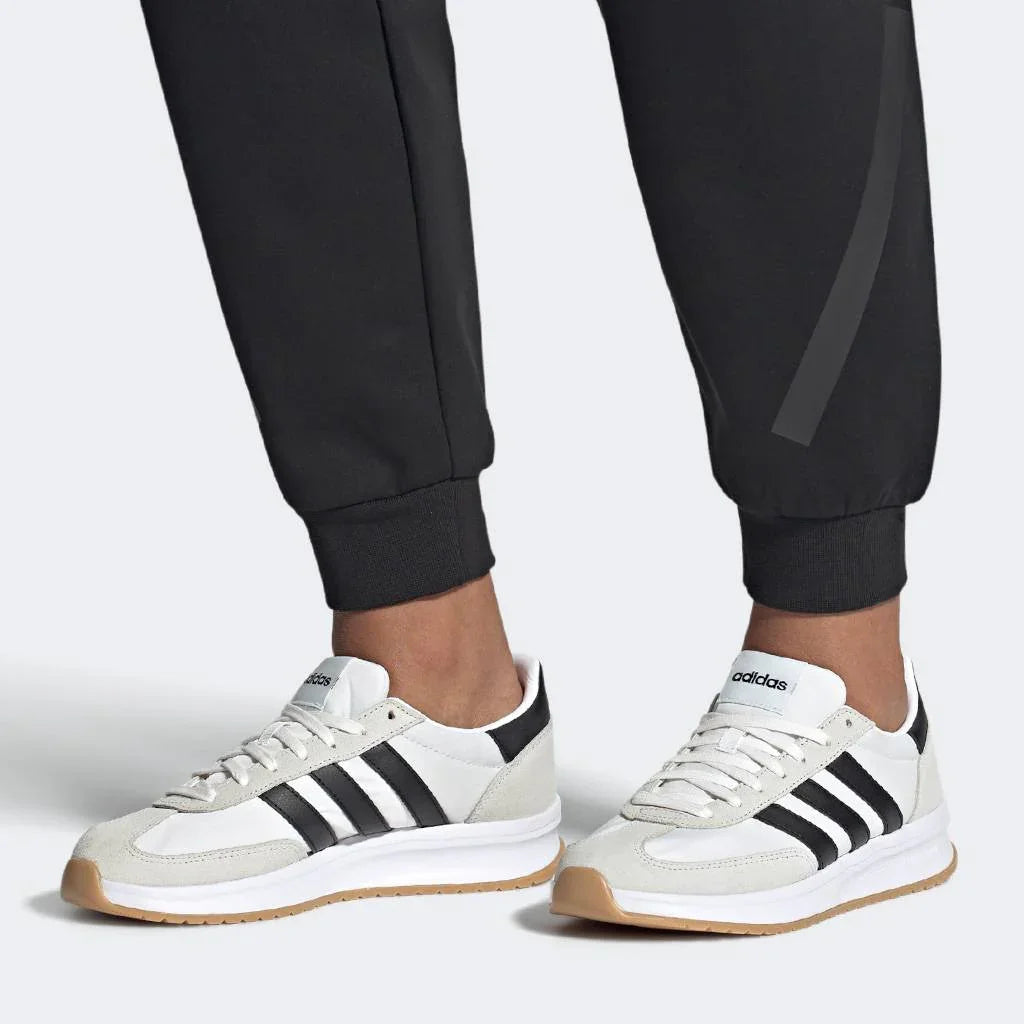 ADIDAS RUN 70s 2.0 Shoes