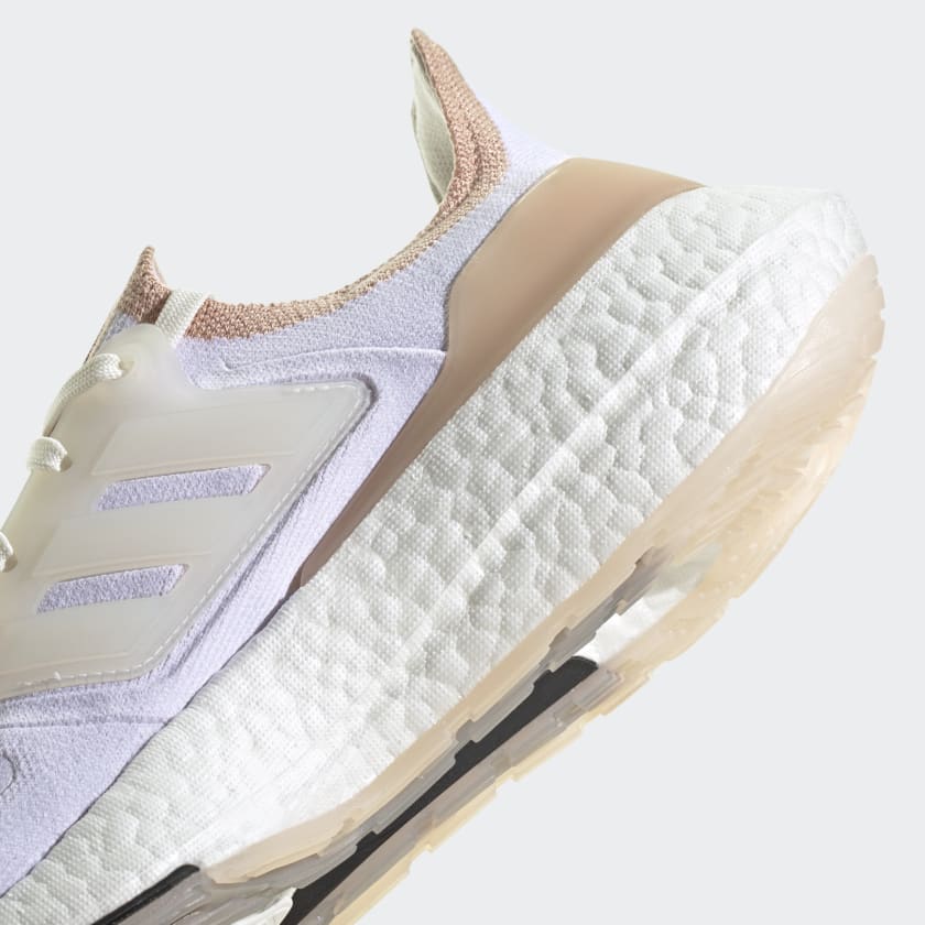 Adidas Ultraboost 22 Shoes