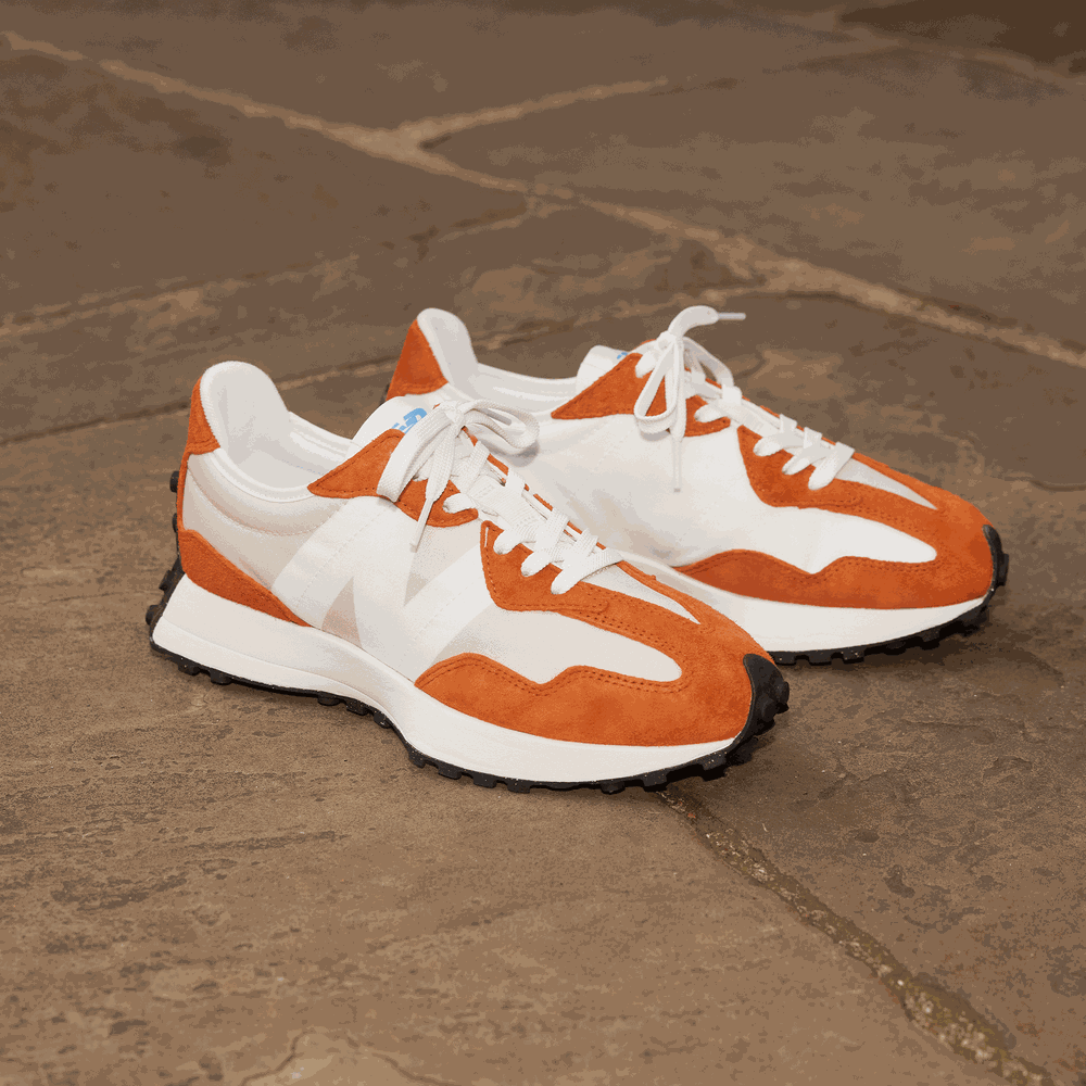 New Balance 327 Shoes