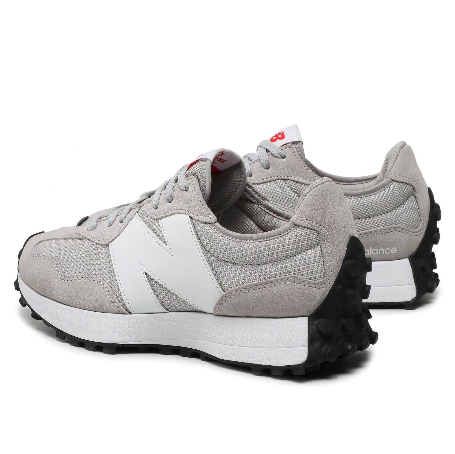 New Balance 327 Sneakers