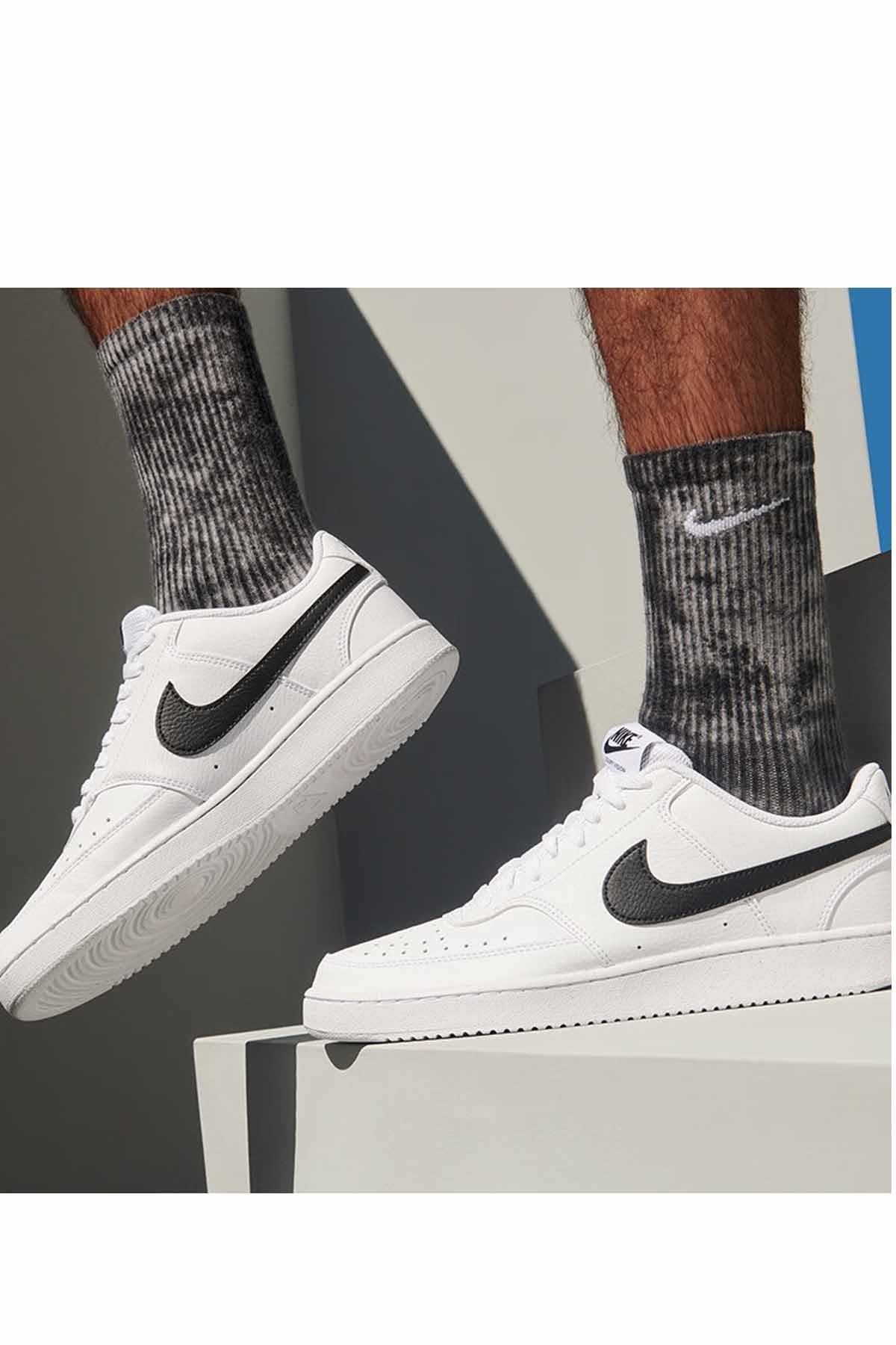 Nike Court Vision Low Shoes