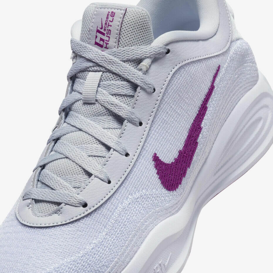 Nike G.T. Hustle Academy Sneakers