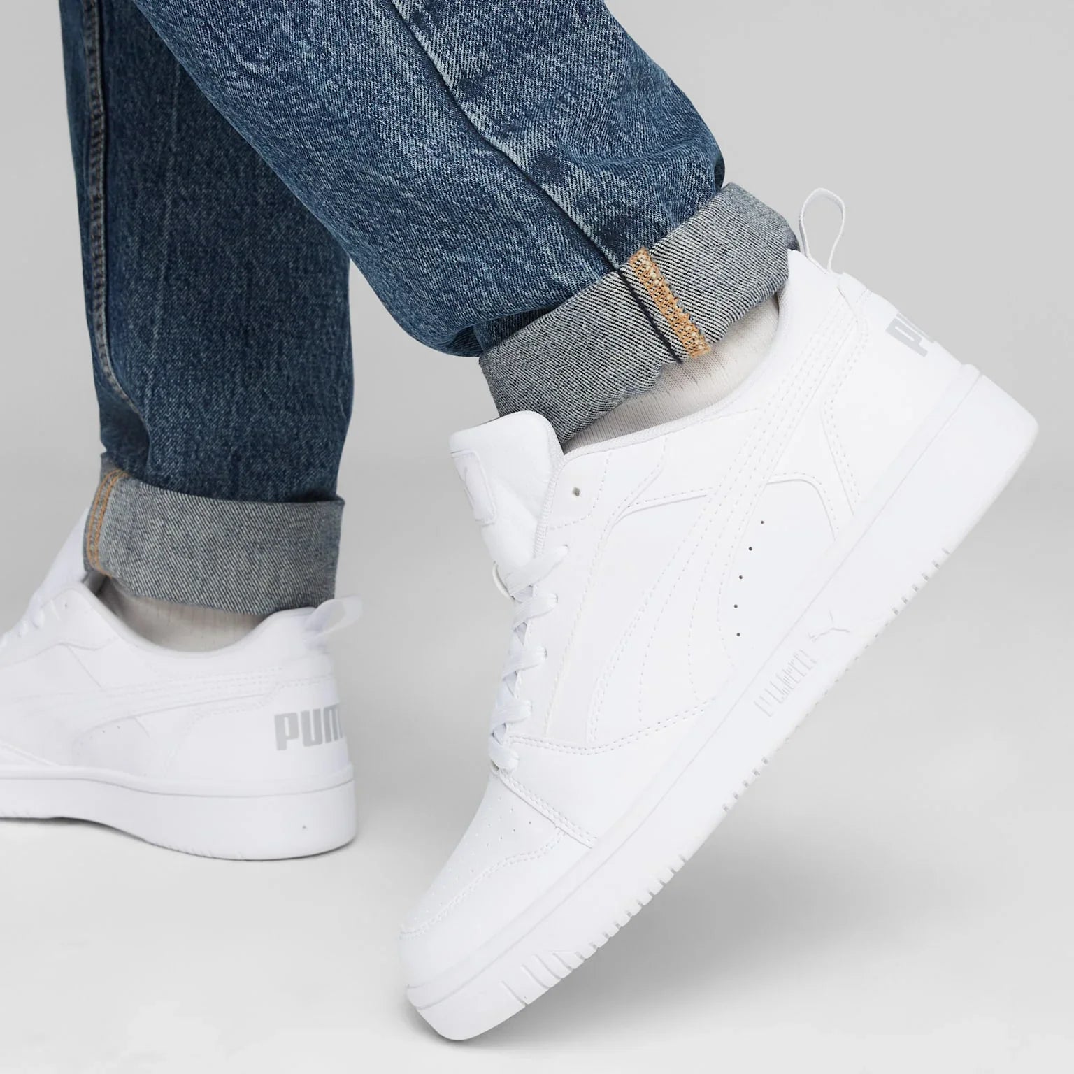 Puma Rebound V6 Low Sneakers - SPORTIVE GO -