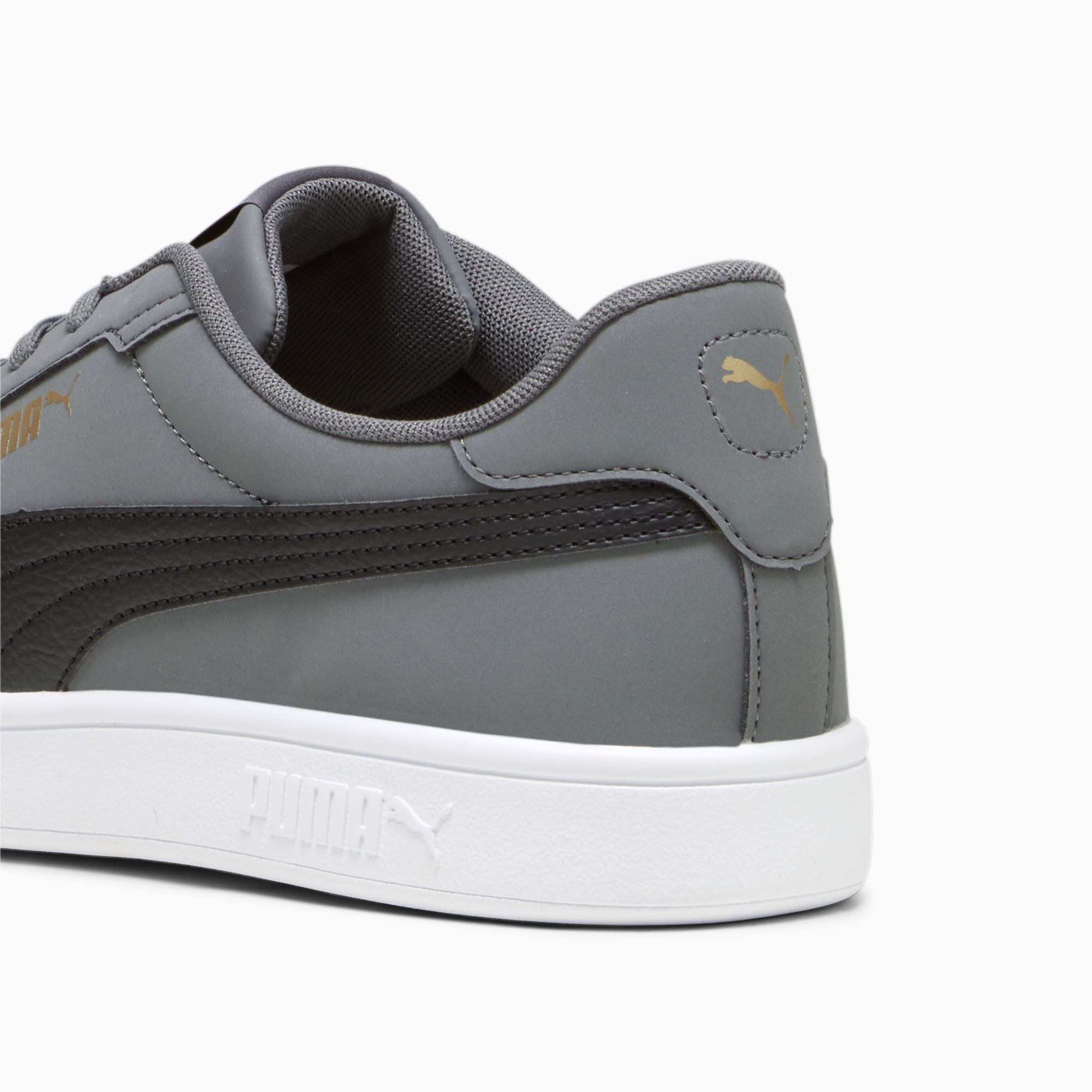 PUMA Smash 3.0 Buck Sneakers