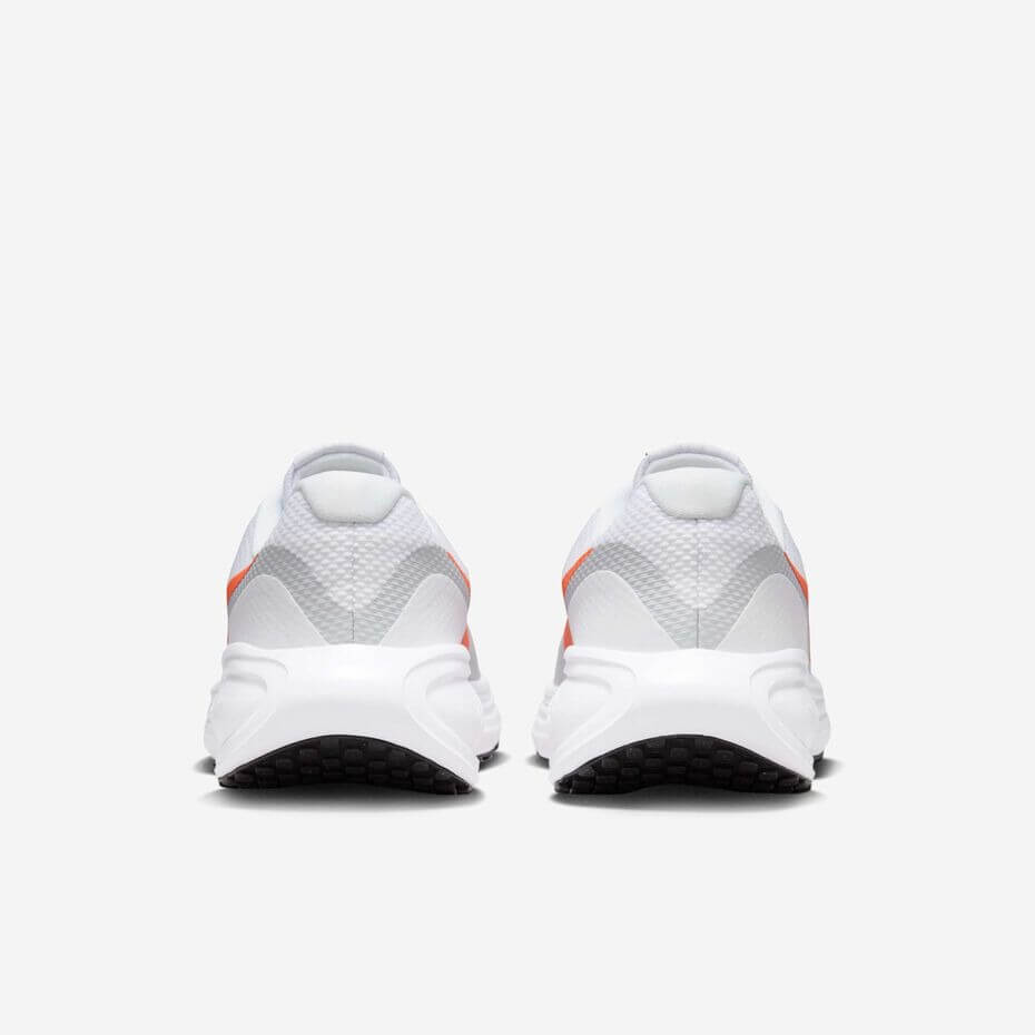 Nike Revolution 8 Shoes