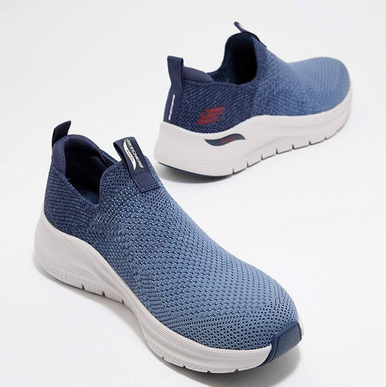 Skechers ARCH FIT 2.0 Slip On Walking Shoes