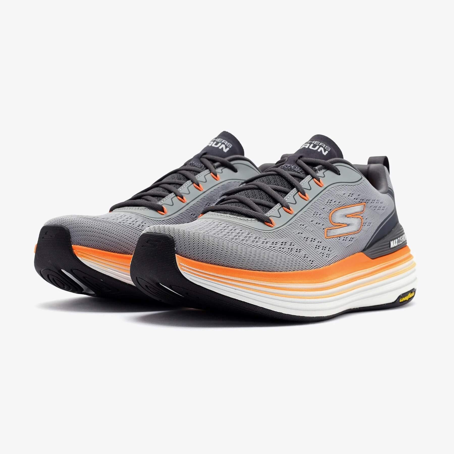 Skechers Max Cushioning Suspension - Voyager 220930 GRY