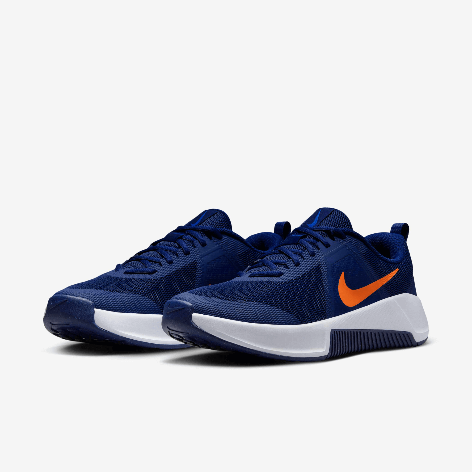 nike-mc-trainer-3-shoes-FQ1831-400