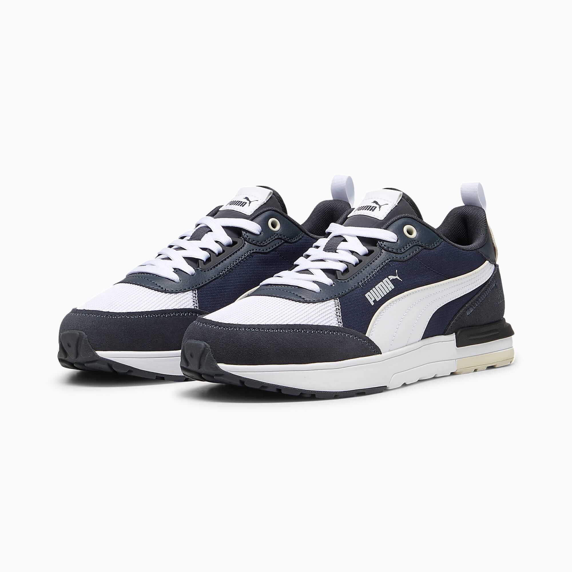 Puma R22 Shoes