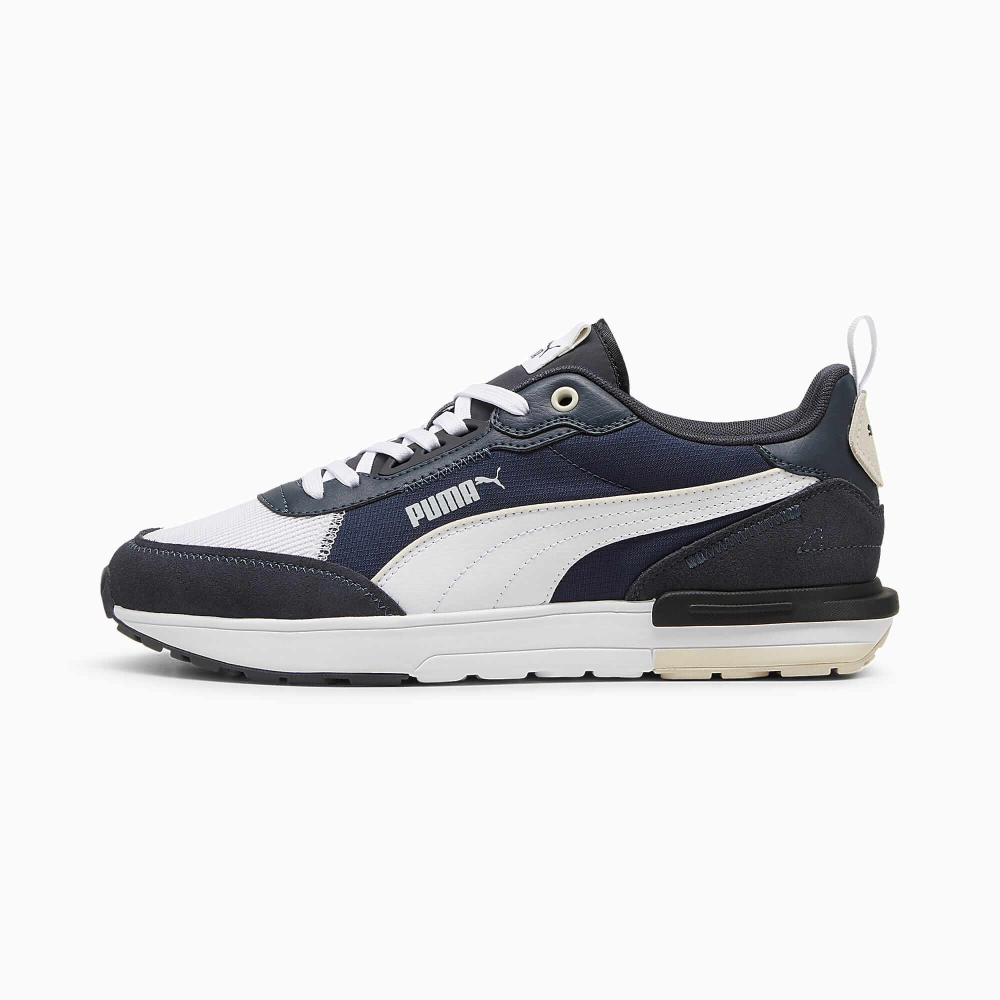 Puma R22 Shoes
